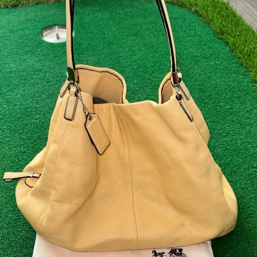 Coach Madison Phoebe Leather Shoulder Bag